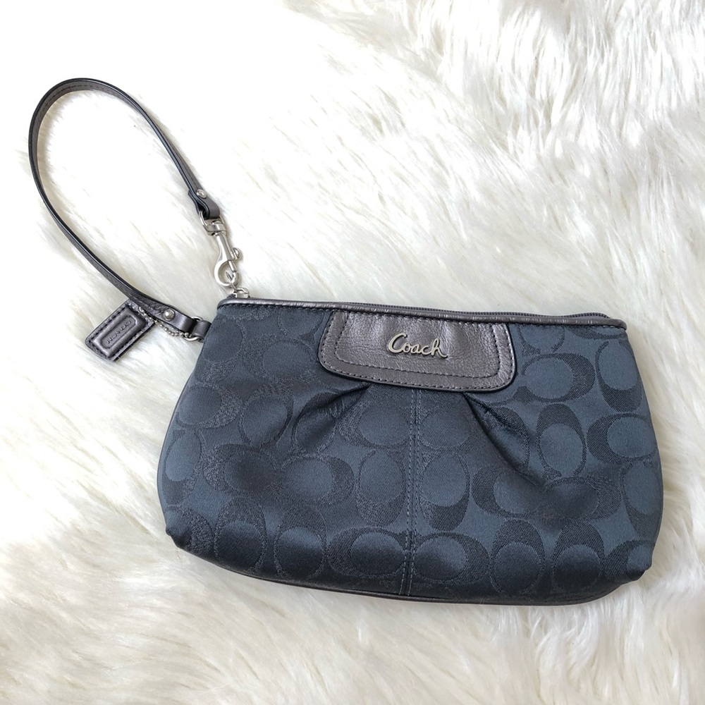 Coach clutch wristlet signature grey/charcoal